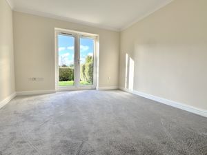 Lounge- click for photo gallery